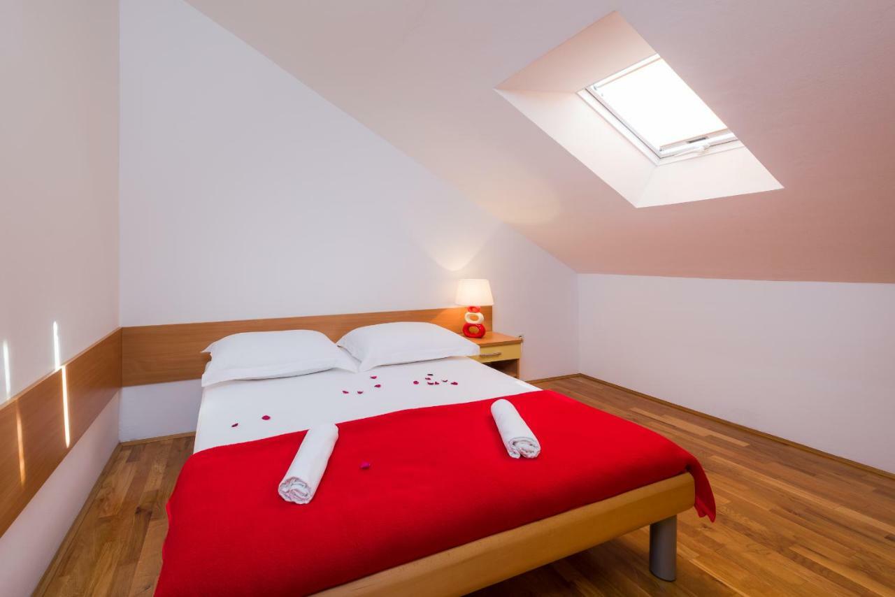 Apartments Villa Vallum Bol Luaran gambar