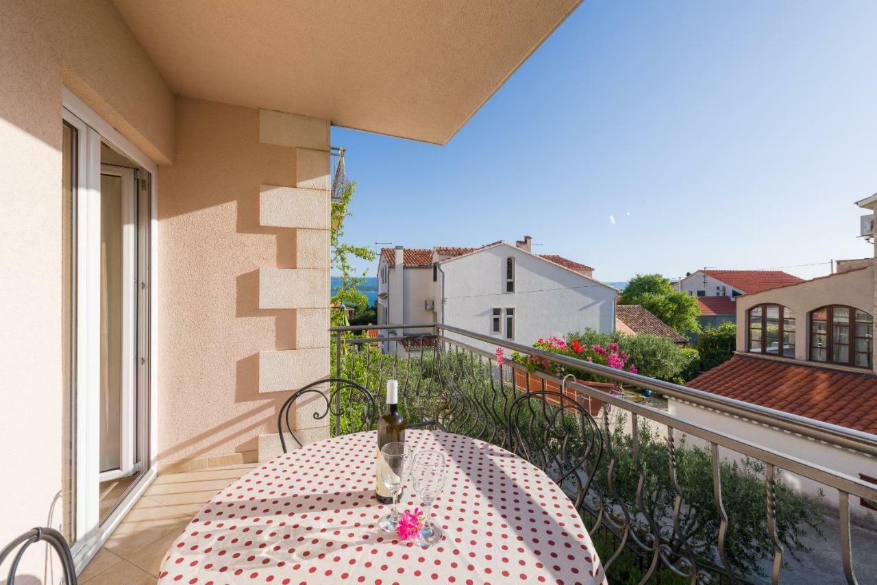 Apartments Villa Vallum Bol Luaran gambar