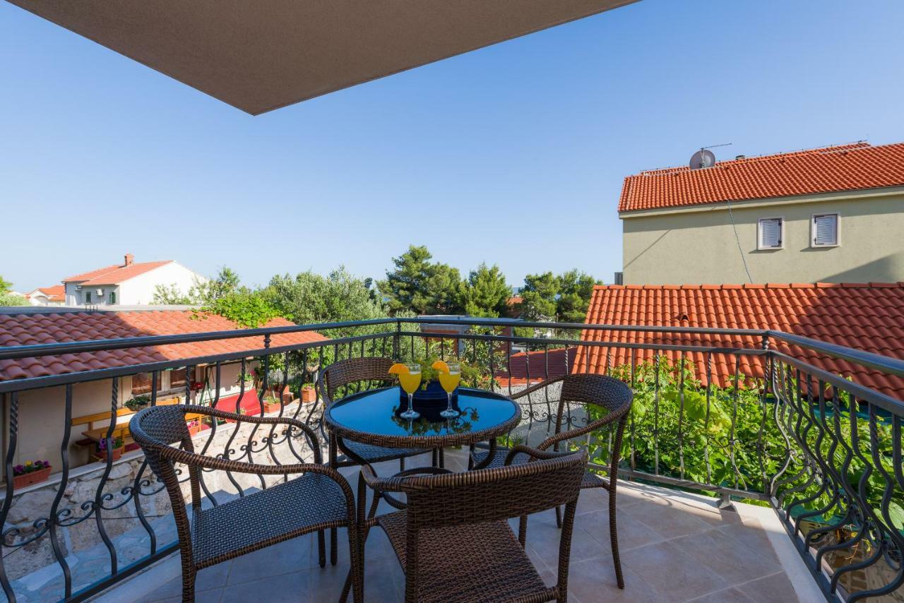 Apartments Villa Vallum Bol Luaran gambar